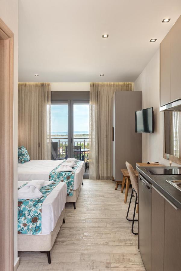 Thea Luxury Apartments Vourvourou Exteriör bild